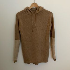 Athleta 100% merino wool pullover